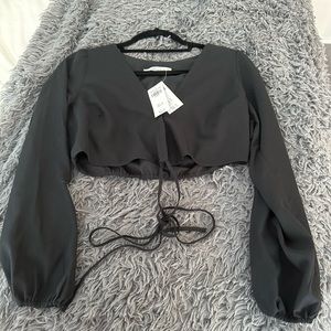 NWT Abercrombie & Fitch tie detail long sleeve crop top black XS